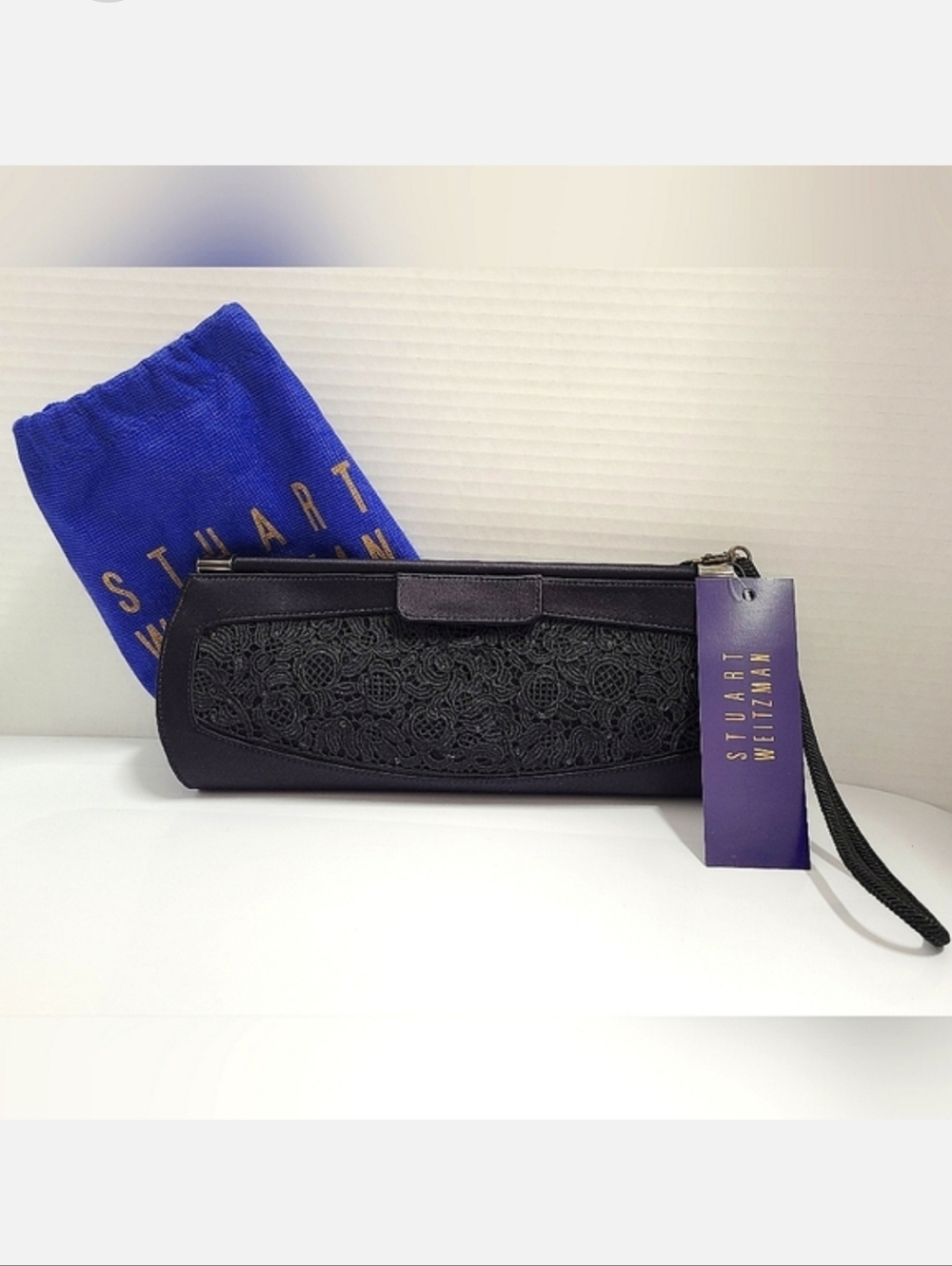 Stuart Weitzman Vintage Black Chantilly Lace Wristlet Clutch NWT Retail $450
